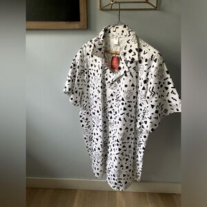 Disney’s The Lion King Hawaiian Style Button Up